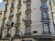 Amplio 4 ambientes en edificio señorial – Recoleta