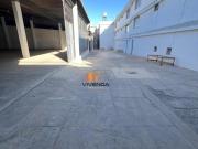 AMPLIO ALMACÉN INDUSTRIAL EN PAUCARPATA?