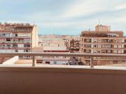 Amplio apartamento con vistas al mar en el centro de...