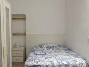 Amplio apartamento de 1 dormitorio con balcón en...
