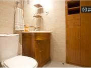 Amplio apartamento de 2 dormitorios en alquiler en Usera