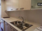 Amplio apartamento de 4 dormitorios en alquiler en...