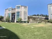 Amplio apartamento en venta en Lomas Country Club,...