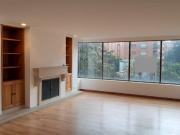 Amplio apartamento para venta en Virrey