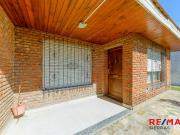 AMPLIO CHALET CON DEPENDECIA EN EXCELENTE ZONA