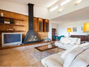 Amplio chalet con piscina, jardín y terrazas en Sa...