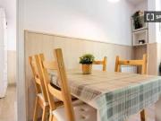 Amplio, cómodo y con mucha luz natural, con parking opcional Amplio, cómodo y con mucha luz natural, con parking opcional