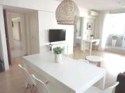 AMPLIO Departamento de 2 Ambientes amueblado con balcón...