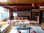 AMPLIO DEPARTAMENTO DE 350 m2 AMPLIO DEPARTAMENTO DE 350 m2