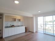 AMPLIO DEPARTAMENTO DE ESTRENO