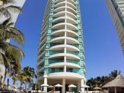 REMATO Amplio departamento de lujo frente al mar!