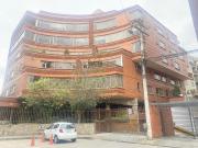 Amplio departamento en alquiler 208m2 sector Paseo Tres...