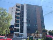 Amplio Departamento en Av. Himalaya cerca de parque...