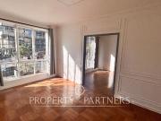 Amplio Departamento familiar esquina de París con Santa Rosa