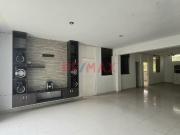 Amplio Departamento En Urb Vista Alegre I 04...