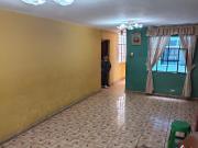 AMPLIO DEPARTAMENTO EN VENTA – 1ER PISO – COMAS
