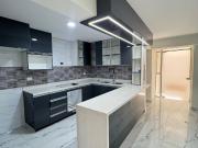 Amplio Departamento en Venta – 1er Piso, frente a parque...