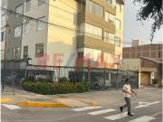 Amplio Departamento Frente A Parque En San Borja