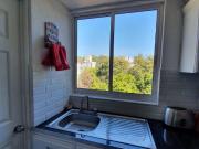 Amplio departamento iluminado