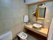 AMPLIO DEPARTAMENTO VISTA AL LAGO