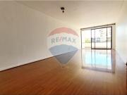 Amplio depto con 2 estacionamiento