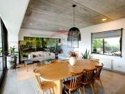 Amplio Depto Jardín Privado a pasos del Club House