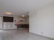 Amplio, iluminado y equipado depa en &apos LAS...