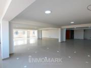 Amplio local comercial en esquina 3er piso en S.m.p