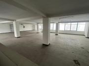 Amplio Local en 3er Piso y Aires Parámetros 9 pisos en...