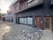 Amplio local en alquiler