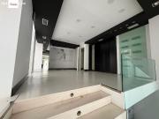 Amplio Local en Plaza Mayor