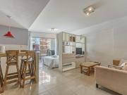 Amplio monoambiente amueblado en Ortiz de Ocampo al 2500