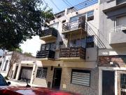 AMPLIO MONOAMBIENTE DIVIDIDO FRENTE Y CONTRAFRENTE