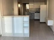 Amplio monoambiente nuevo. Balcón. Lugar para lavarropas