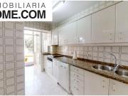 ? Amplio piso con orientación sur y dos terrazas en Los...