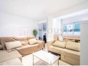 AMPLIO PISO CON TERRAZA PRIVADA PARA REFORMAR EN VILA DE...