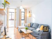 Amplio piso con vistas en calle Victoria