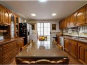 AMPLIO PISO EN ALQUILER EN ZONA BEIRO