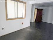 Amplio piso en Desiderio Varela Carballo