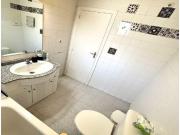 Amplio Piso en Urbanización con Ascensor y Garaje en...