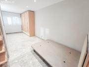 Amplio piso reformado de 3 dorm. en la zona de los...