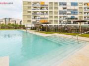 Amplio piso seminuevo en Hipercor, con piscina, parking...