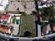 AMPLIO SOLAR DE 1.100 M2 CON CONSTRUCCIÓN EN EL BARRIO...