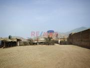 Amplio Terreno Con Construcciones Y Servicios En...