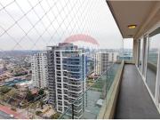 Amplio, con estacionamiento y bodega