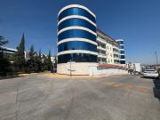 Amplio y luminoso departamento en venta en la 6a sección...