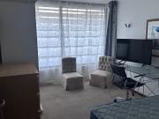 Amplio y luminoso dormitorio cerca metro Escuela Militar...