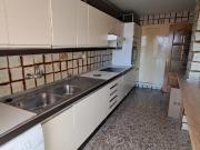 Amplio y luminoso piso de 4 dormitorios y dos baños