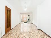 Amplio y luminoso piso de 4 habitaciones con balcón en...