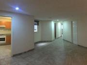 Amplio y silencioso departamento a unas cuadras del...